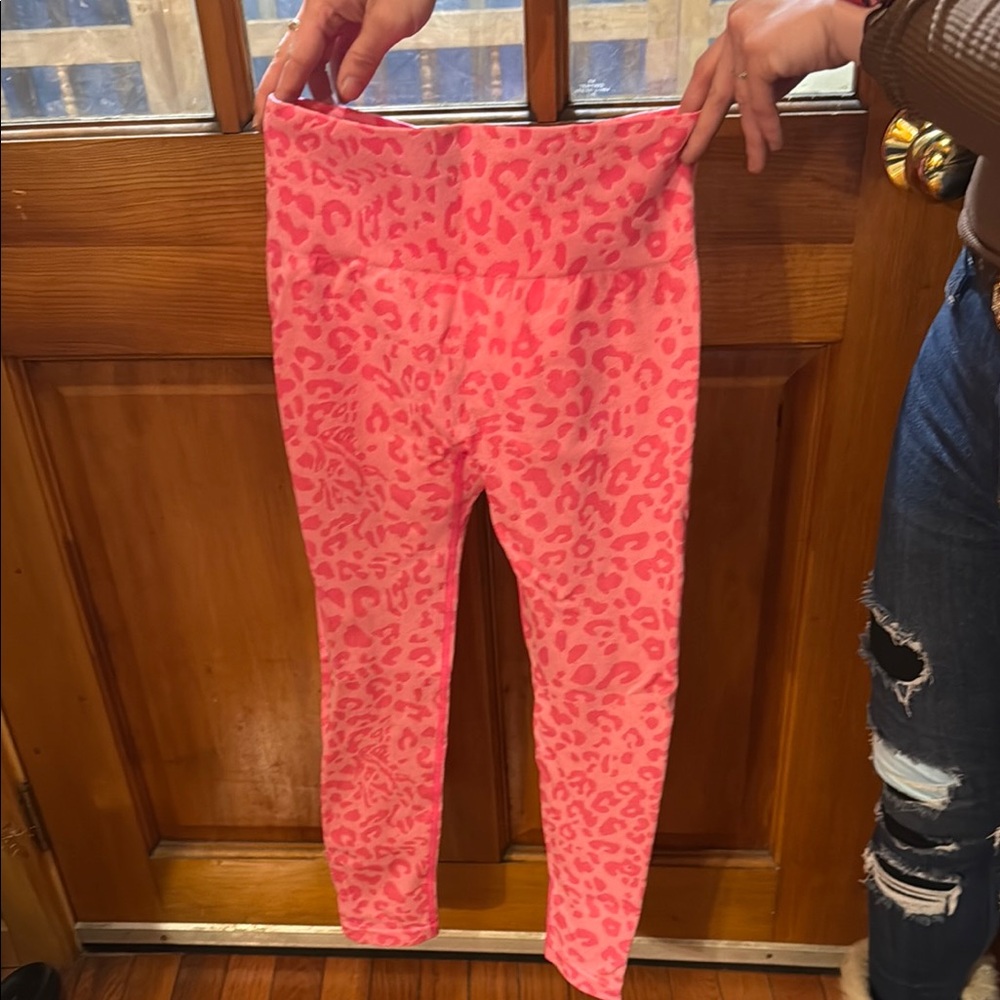 Vibrant Pink Leopard Print Leggings